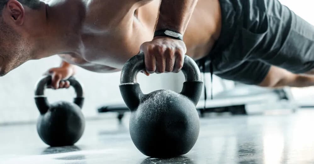 Jak ćwiczyć crossfit w domu - efektywne treningi bez sprzętu